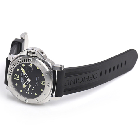 沛纳海Panerai-Luminor Submersible系列 PAM01024 自动机械男表