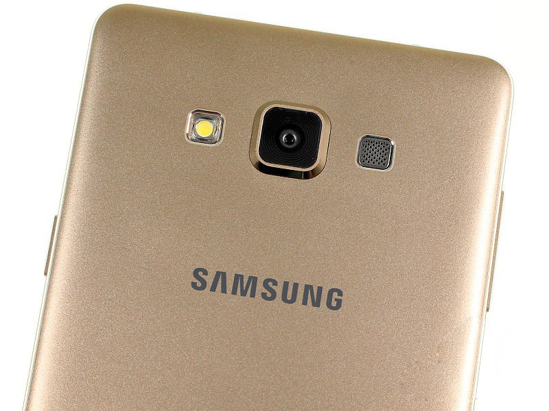 三星Galaxy A7