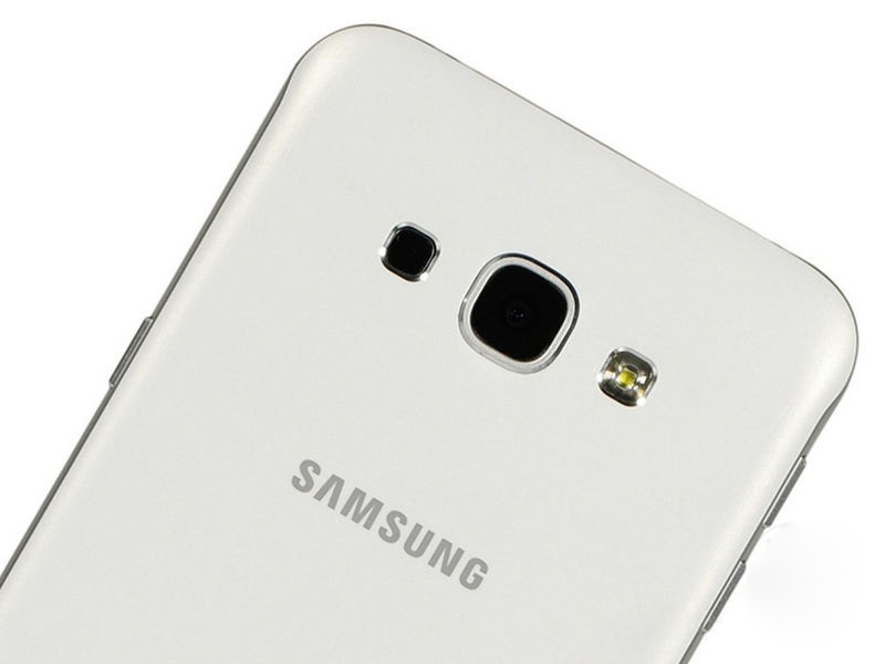 三星Galaxy  A8 